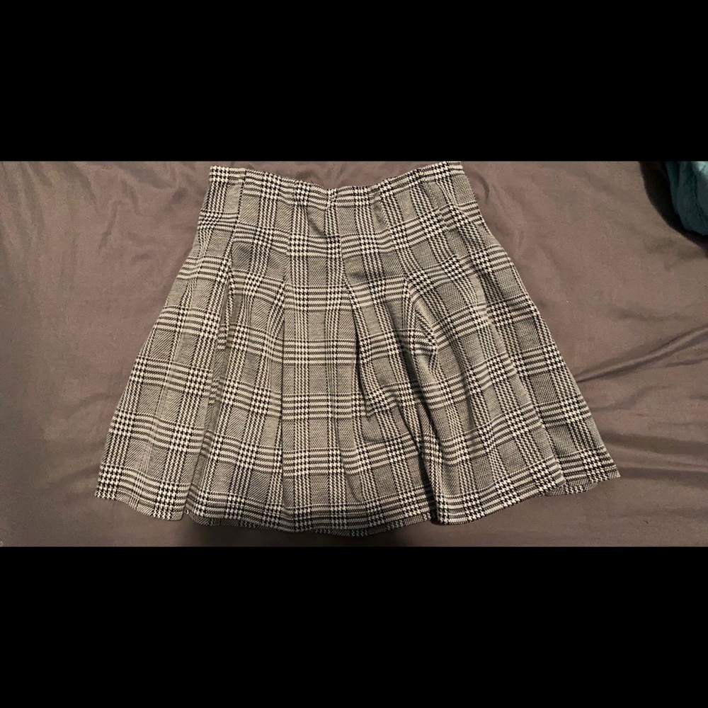 short skirt